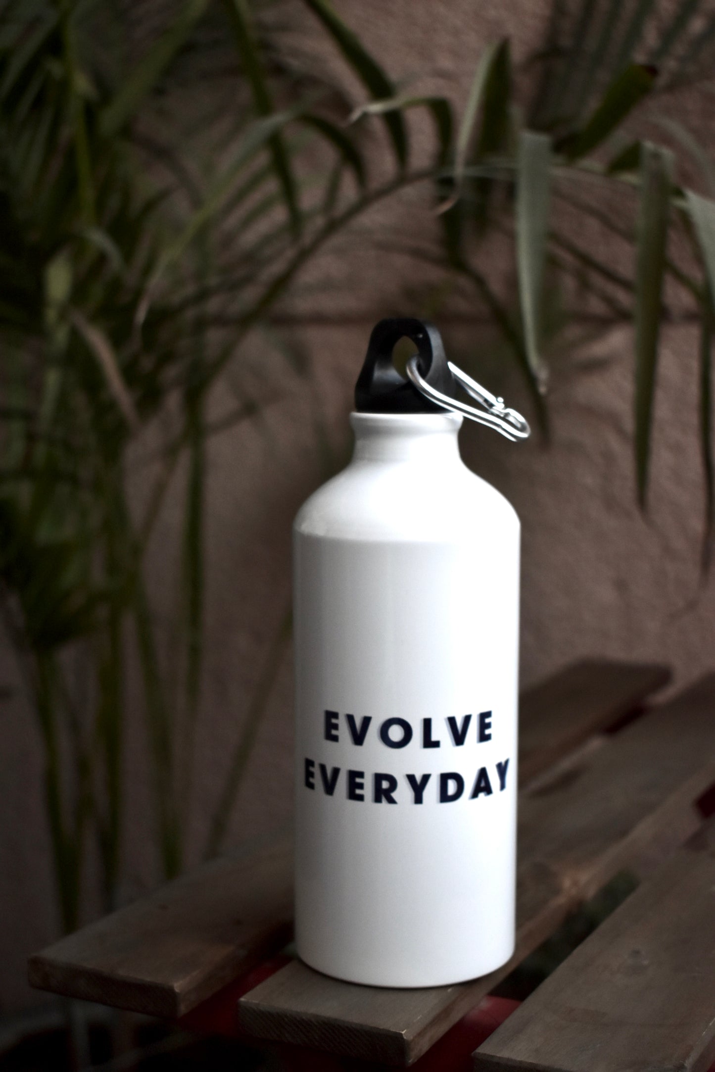 EVOLVE - WATER BOTTLE - STAY HYDRATED - 650 ML - BEST FOR SUMMERS