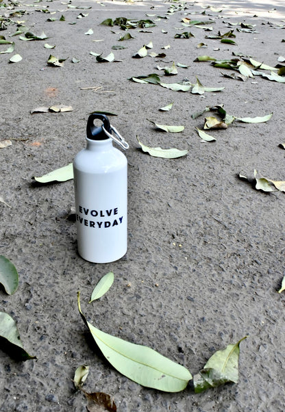 EVOLVE - WATER BOTTLE - STAY HYDRATED - 650 ML - BEST FOR SUMMERS