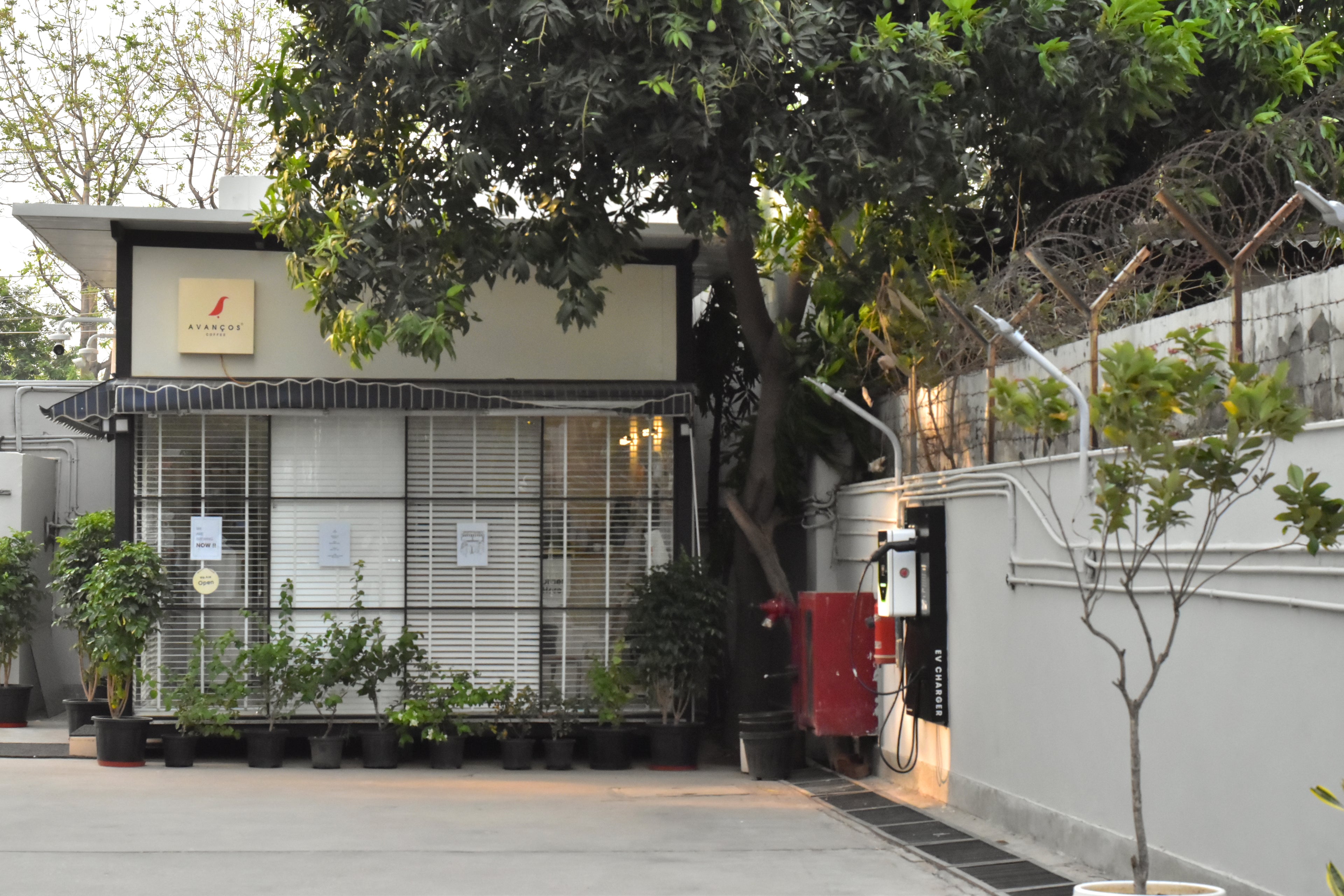 cafe space photo avancos coffee